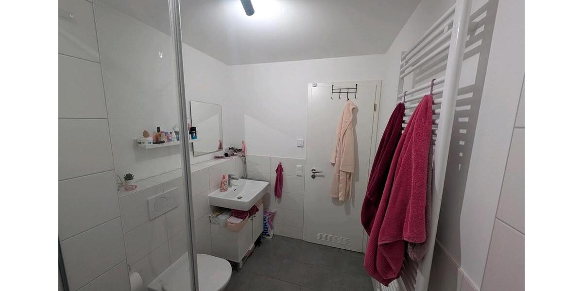 Erdgeschoßwohnung Schwieberdingen - 1.5 Zimmer, 45 m&sup2;, 1.050&euro; | Angebot:25777995