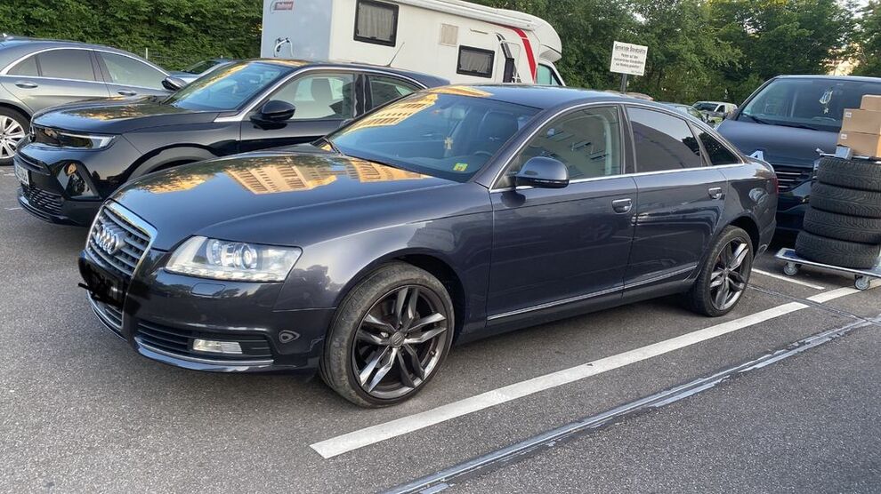 Audi A6 242.000 km 5.700 € Stuttgart 70378