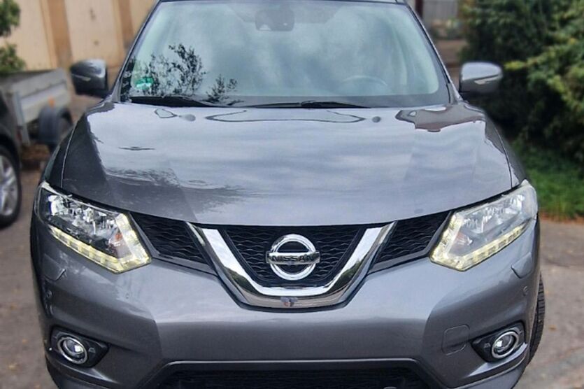 Nissan X-Trail 118.200 km 12.000 € Stuttgart 70569