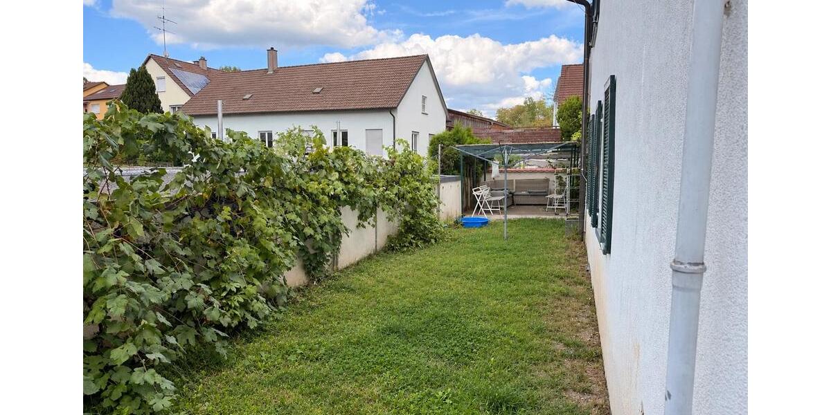 Einfamilienhaus Böblingen - 4 Zimmer, 133 m&sup2;, 1.800&euro; | Angebot:27620303