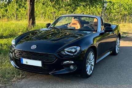 Fiat 124 Spider