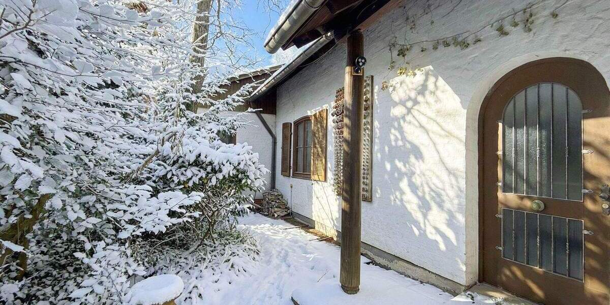 Mehrfamilienhaus, Wohnhaus Stuttgart Degerloch - 7 Zimmer, 240 m&sup2;, 1.590.000&euro; | Angebot:25704692