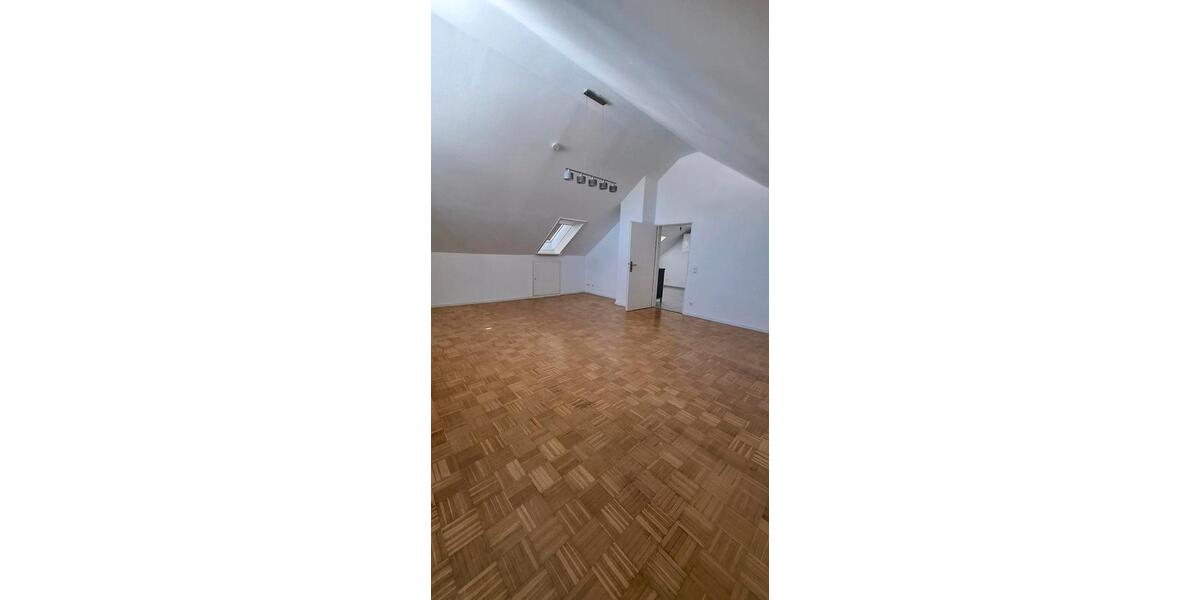 Dachgeschoßwohnung Weil Im Schönbuch - 1 Zimmer, 48 m&sup2;, 800&euro; | Angebot:27572615