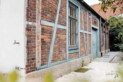 Zimmer Esslingen Innenstadt - 1 Zimmer, 1.700&euro; | Angebot:22849672