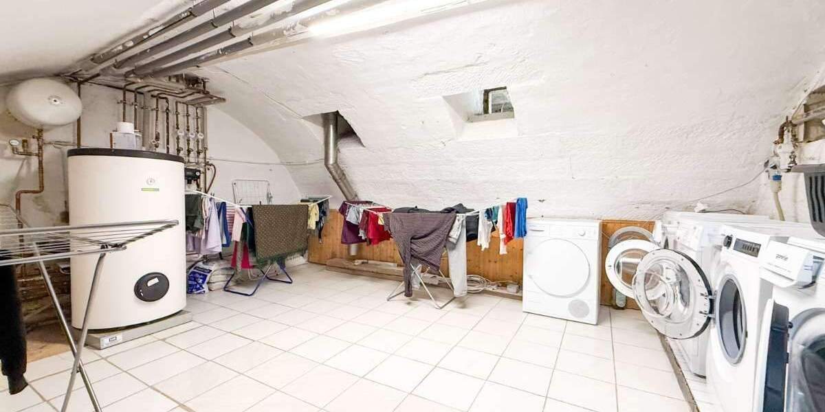 Mehrfamilienhaus, Wohnhaus Sindelfingen Maichingen - 1 Zimmer, 849.000&euro; | Angebot:25665002