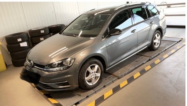 VW Golf 78.000 km 14.990 &euro; Magstadt 71106