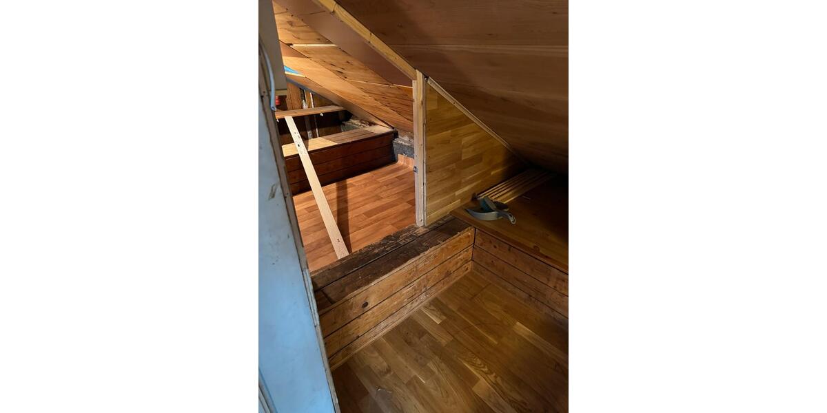 Dachgeschoßwohnung Sindelfingen - 2 Zimmer, 58 m&sup2;, 1.000&euro; | Angebot:24782144