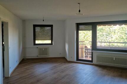 Wohnung Pforzheim Eutingen - 2.5 Zimmer, 67 m&sup2;, 700&euro; | Angebot:27548704
