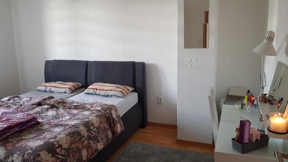 Etagenwohnung Pforzheim - 4 Zimmer, 97 m&sup2;, 1.150&euro; | Angebot:26464764