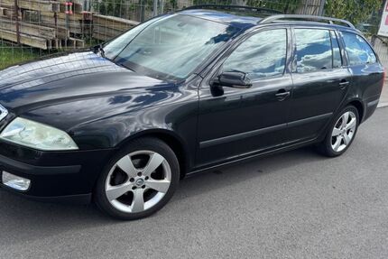 Skoda Octavia 310.000 km 2.000 € Weissach 71287