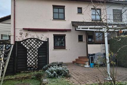 Haus Reutlingen Reutlingen-Betzingen - 4 Zimmer, 110 m&sup2;, 380.000&euro; | Angebot:25830064
