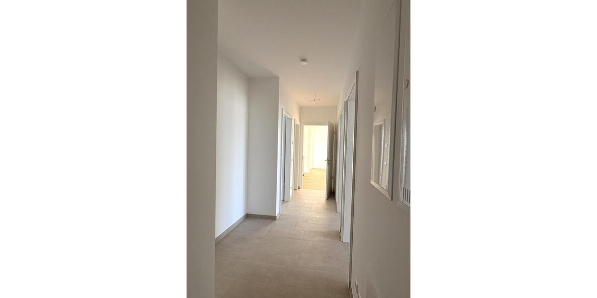 Einfamilienhaus Leonberg - 3 Zimmer, 99 m&sup2;, 2.083&euro; | Angebot:23712851