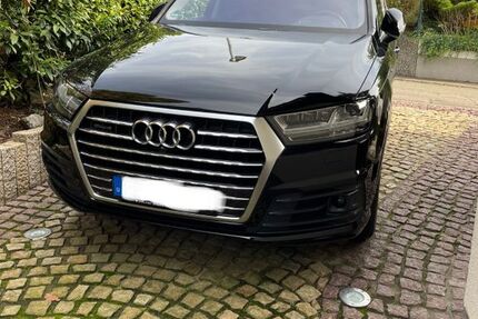 Audi Q7 204.835 km 27.989 € Pforzheim 75177