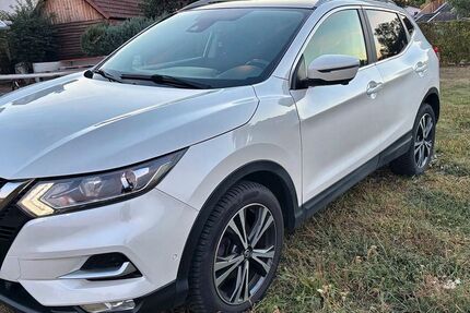 Nissan Qashqai 118.000 km 14.700 &euro; Leonberg 71229