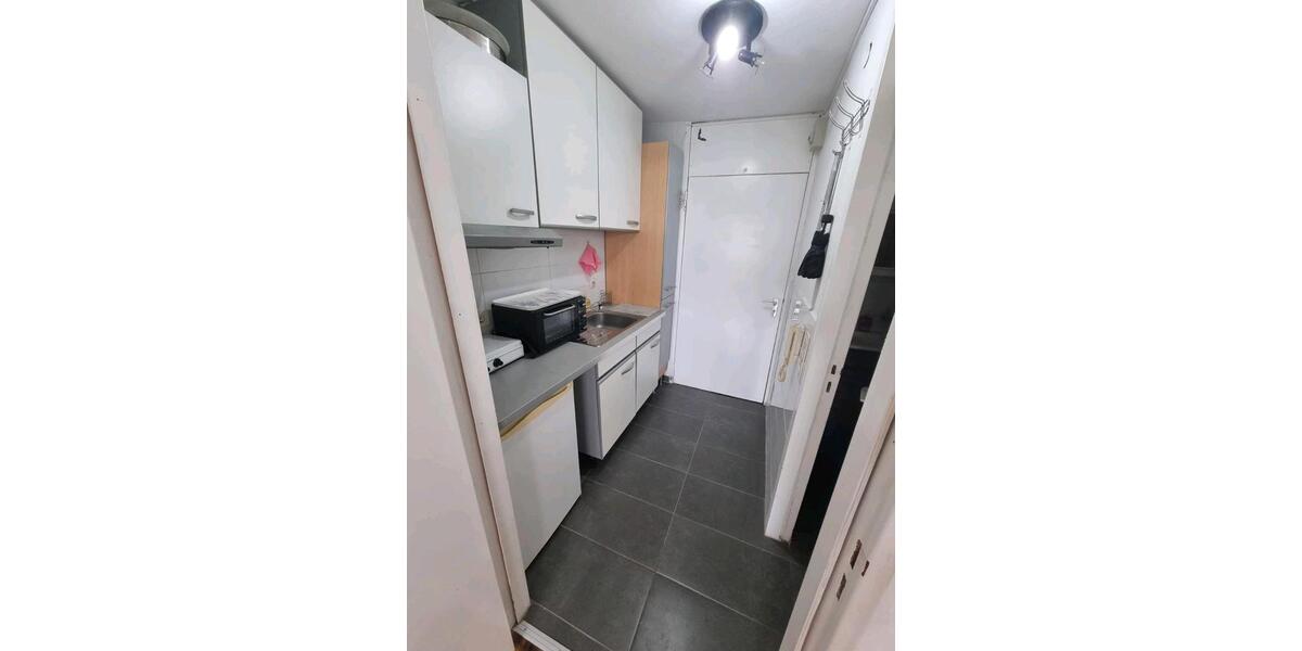 Etagenwohnung Sindelfingen Eichholz - 1 Zimmer, 25 m&sup2;, 750&euro; | Angebot:24840712