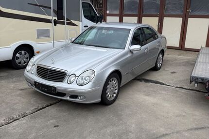 Mercedes-Benz E 200 172.507 km 9.500 &euro; Aichtal 72631