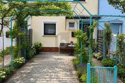 Haus Reutlingen Reutlingen-Betzingen - 4.5 Zimmer, 95 m&sup2;, 450.000&euro; | Angebot:26633620