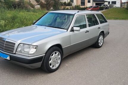Mercedes E 220