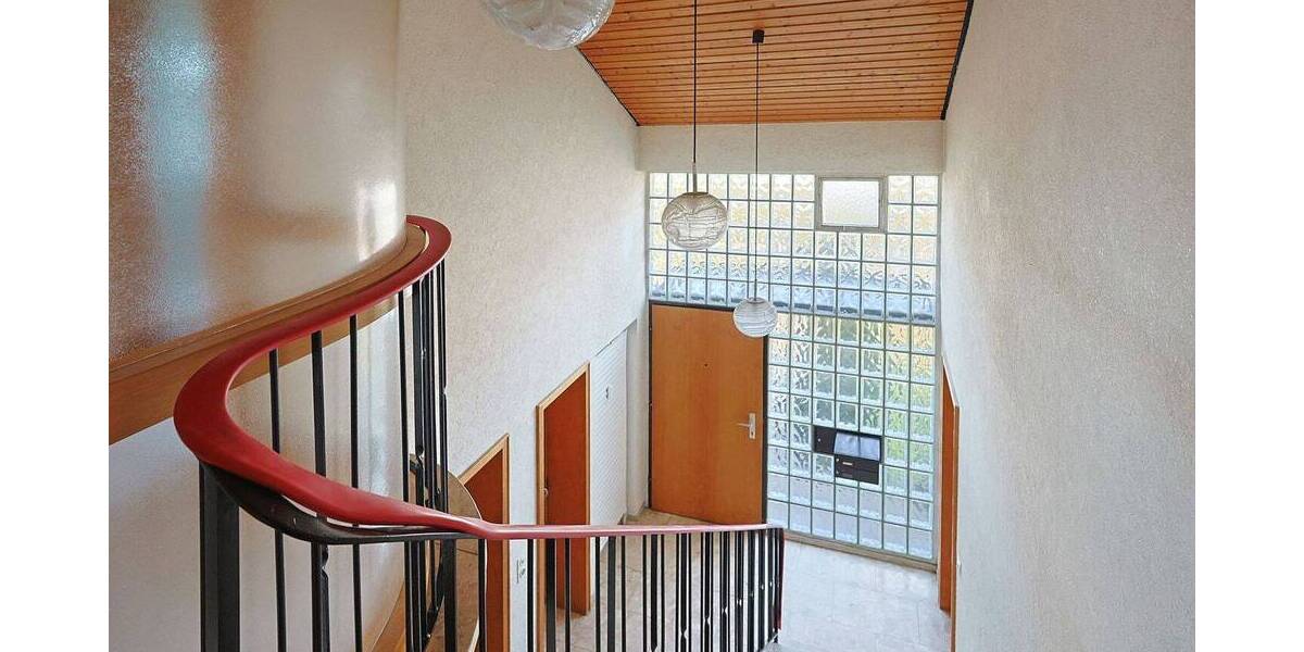 Einfamilienhaus Calw Alzenberg - 8 Zimmer, 229 m&sup2;, 550.000&euro; | Angebot:26064674