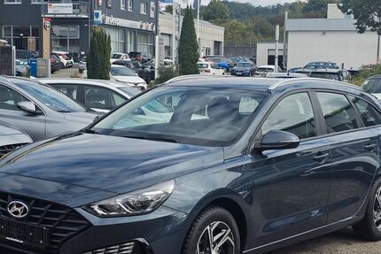Hyundai i30 17.337 km 17.950 € Leonberg 71229