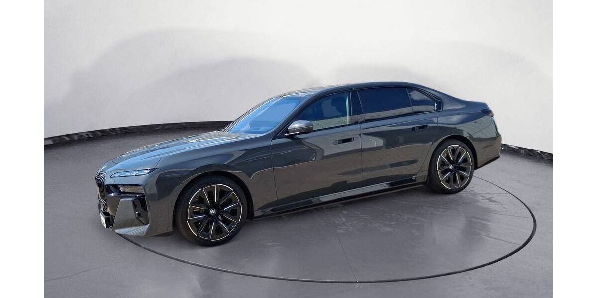 BMW i7 8.592 km 112.860 &euro; Pforzheim 75179