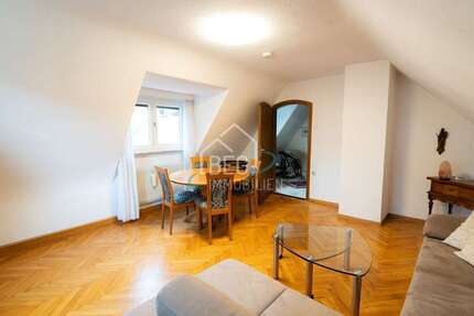 Wohnung zum Kaufen in Esslingen am Neckar 349.000 € 102.97 m² 4 zimmer