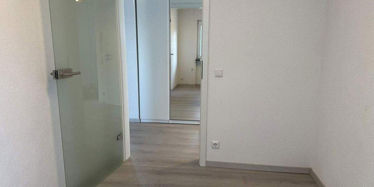 Etagenwohnung Freiberg Beihingen - 4 Zimmer, 101 m&sup2;, 430.000&euro; | Angebot:24846353