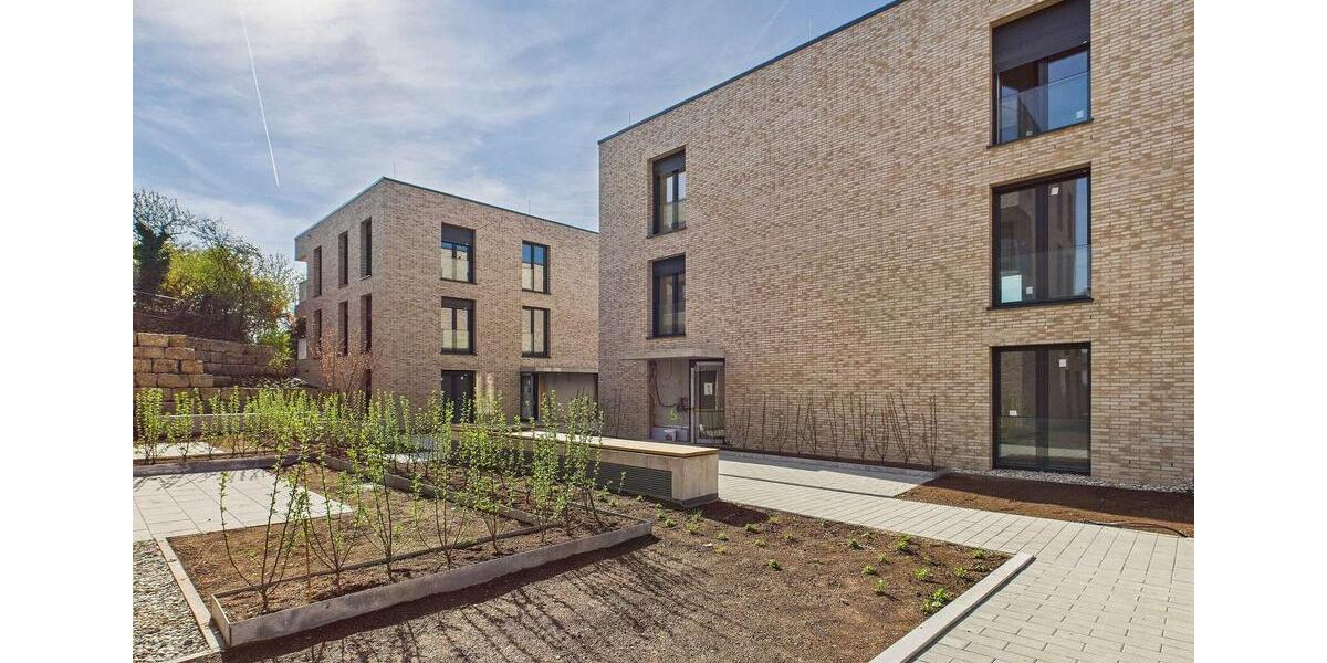 Dachgeschoßwohnung Sindelfingen Sindelfingen (Stadt) - 2 Zimmer, 65 m&sup2;, 1.230&euro; | Angebot:22893217