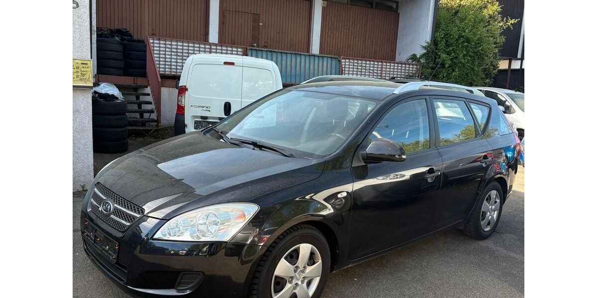 Kia ceed Sportswagon 135.850 km 3.990 &euro; Böblingen 71032