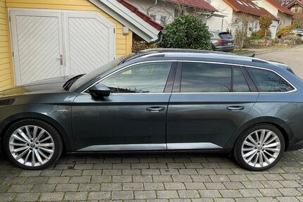 Skoda Superb 136.292 km 18.000 &euro; Waiblingen 71336