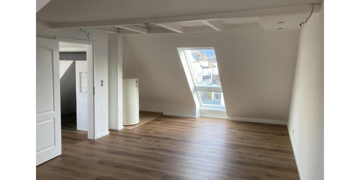 Doppelhaushälfte Fellbach Oeffingen - 6 Zimmer, 160 m&sup2;, 2.500&euro; | Angebot:26129547