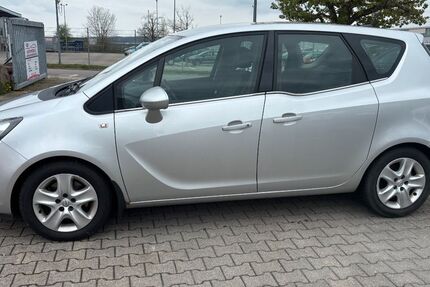 Opel Meriva 130.252 km 5.950 &euro; Nufringen/Stuttgart 71154