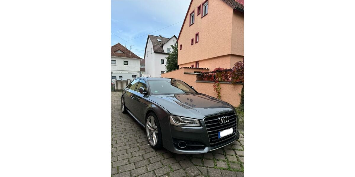 Audi A8 120.000 km 29.999 &euro; Stuttgart 70376