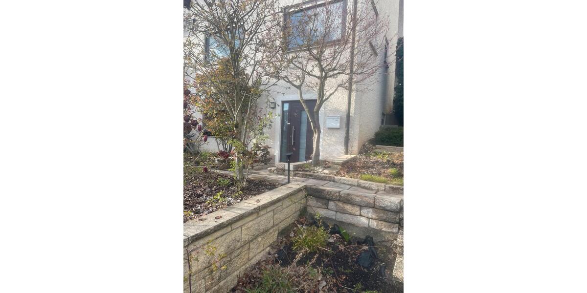 Erdgeschoßwohnung Ludwigsburg Hoheneck - 1.5 Zimmer, 32 m&sup2;, 690&euro; | Angebot:25980519