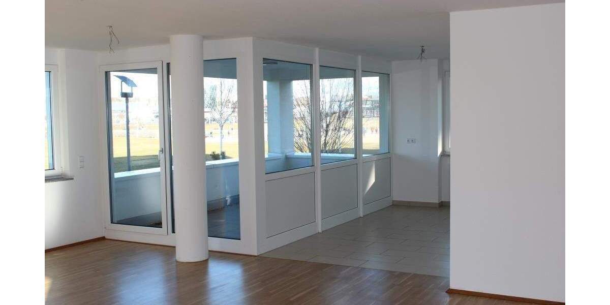 Etagenwohnung Böblingen Flugfeld - 4 Zimmer, 115 m&sup2;, 1.650&euro; | Angebot:24757859