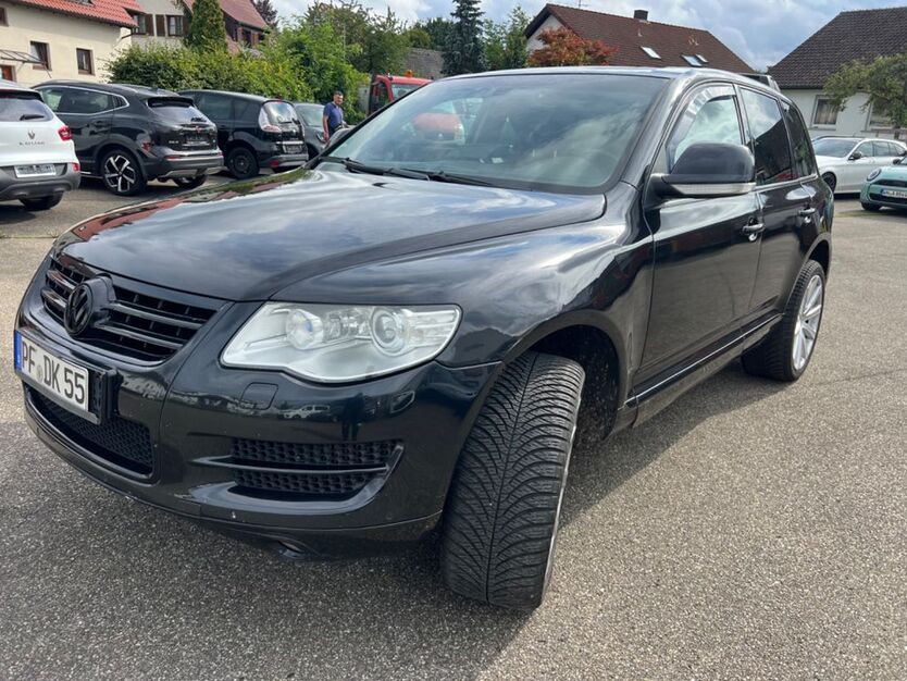 VW Touareg 286.000 km 5.900 € Illingen 75428