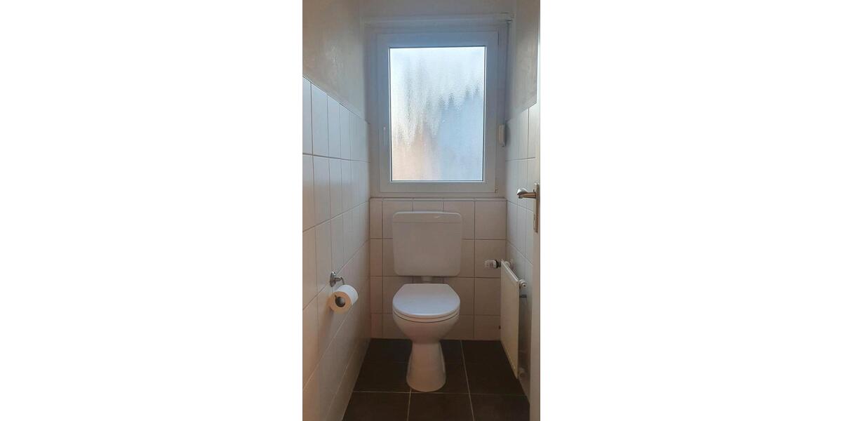 Etagenwohnung Ludwigsburg - 3 Zimmer, 104 m&sup2;, 1.350&euro; | Angebot:25939148