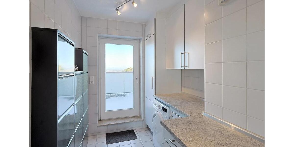 Einfamilienhaus Leonberg - 5.5 Zimmer, 203 m&sup2;, 2.500&euro; | Angebot:26399152