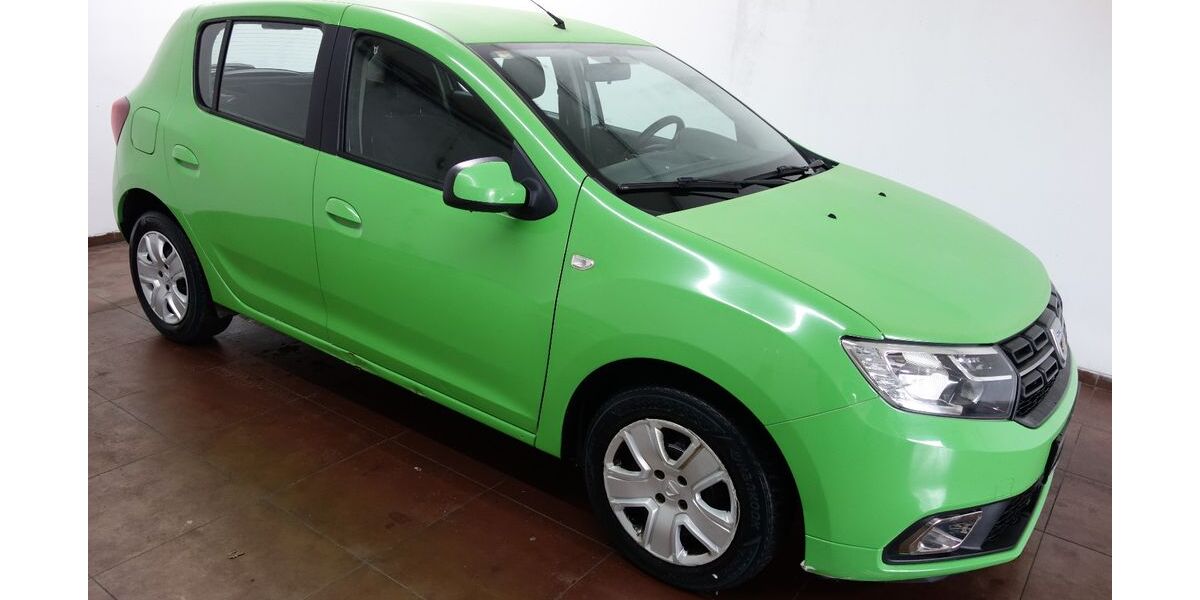 Dacia Sandero 88.000 km 5.999 &euro; Mühlacker 75417