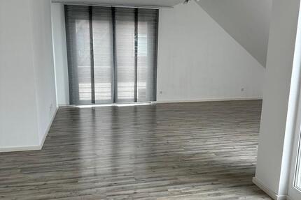 Wohnung Steinenbronn - 3.5 Zimmer, 103 m&sup2;, 1.750&euro; | Angebot:26368773