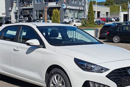 Hyundai i30 26.253 km 16.950 &euro; Leonberg 71229