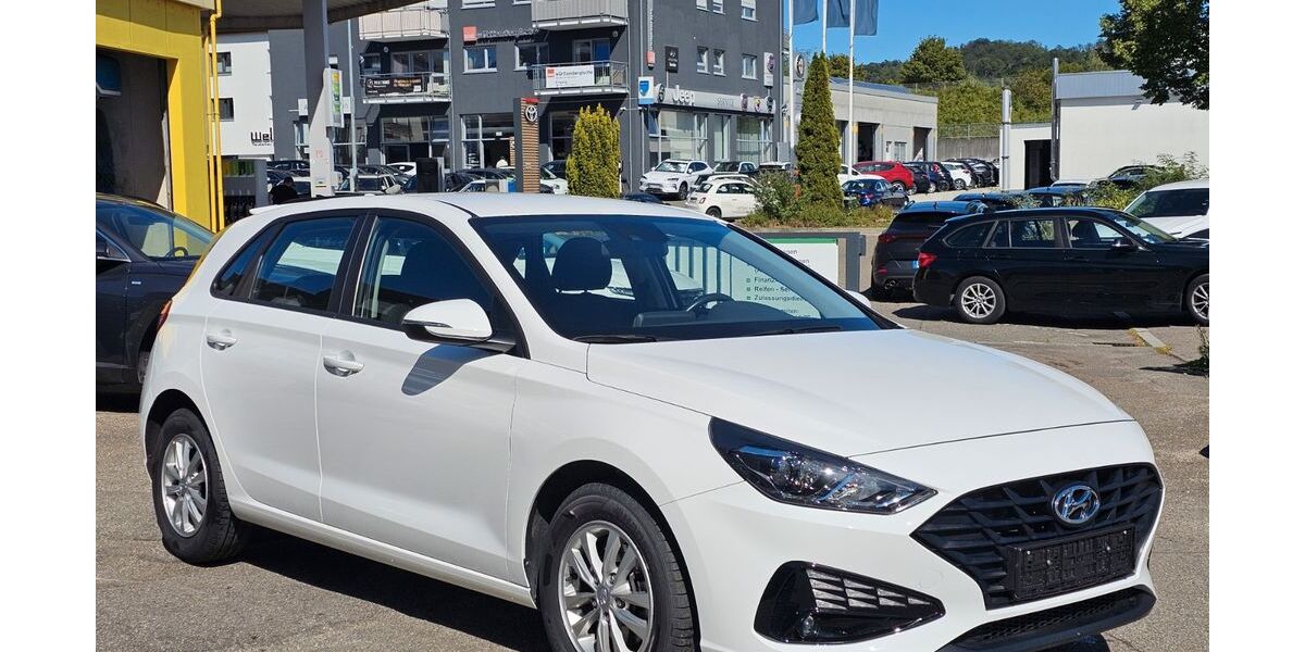 Hyundai i30 26.253 km 16.950 &euro; Leonberg 71229