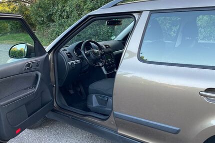 Skoda Yeti 169.000 km 5.100 € Illingen 75428