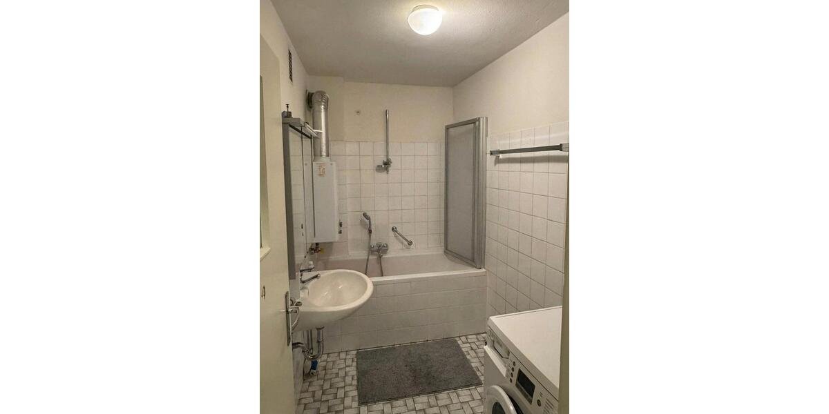 Etagenwohnung Pforzheim - 2.5 Zimmer, 63 m&sup2;, 192.000&euro; | Angebot:25992143