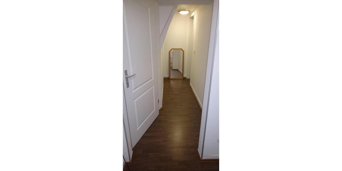 Dachgeschoßwohnung Stuttgart Zuffenhausen - 4 Zimmer, 55 m&sup2;, 239.000&euro; | Angebot:23230902