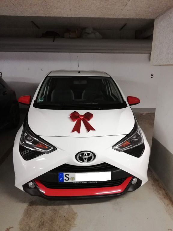Toyota Aygo (X) 55.000 km 12.000 € Stuttgart 70372