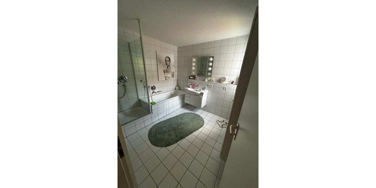 Etagenwohnung Stuttgart Degerloch - 3.5 Zimmer, 102 m&sup2;, 560.000&euro; | Angebot:26665897