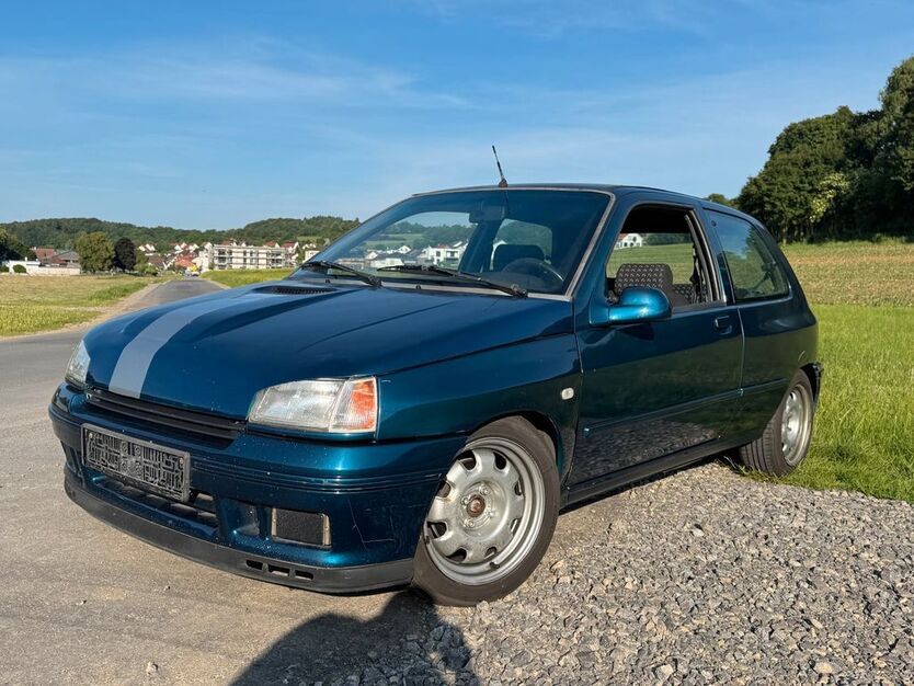 Renault Clio 290.300 km 6.499 € Aidlingen 71134