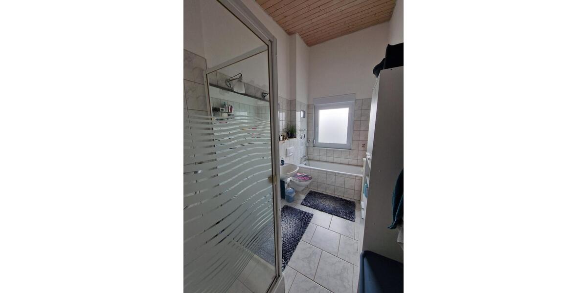 Dachgeschoßwohnung Kornwestheim - 5.5 Zimmer, 105 m&sup2;, 1.565&euro; | Angebot:25903883