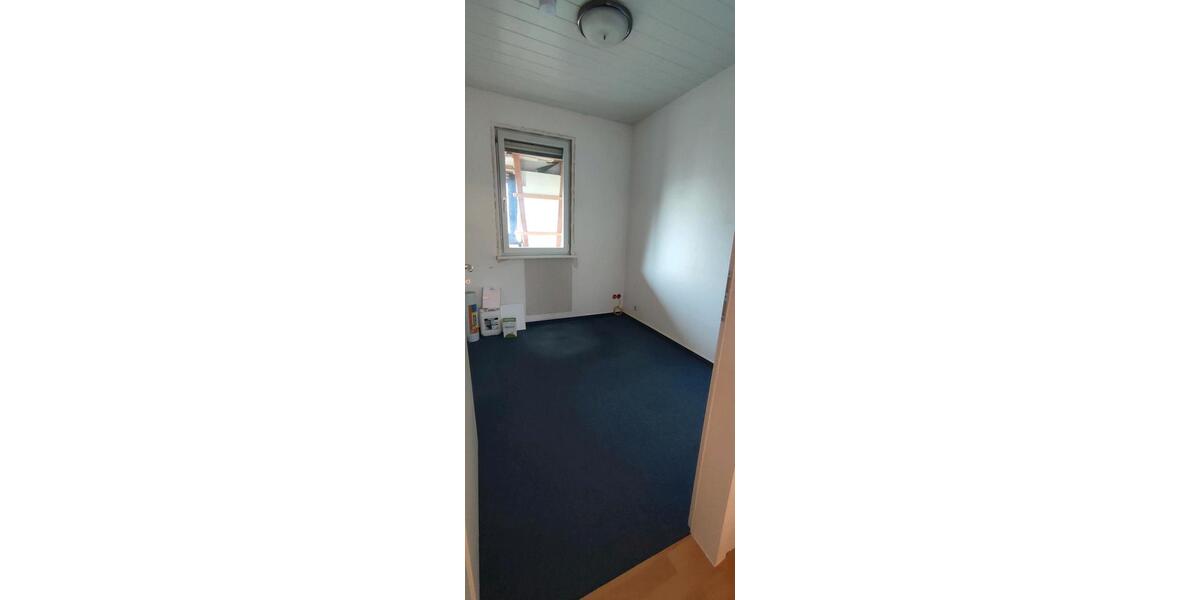 Doppelhaushälfte Bad Liebenzell - 4.5 Zimmer, 95 m&sup2;, 1.450&euro; | Angebot:27618976